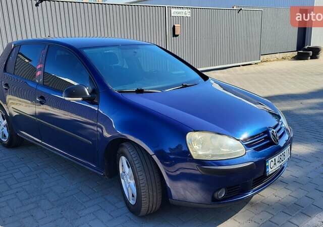 Синій Фольксваген Гольф, об'ємом двигуна 1.6 л та пробігом 330 тис. км за 6900 $, фото 2 на Automoto.ua