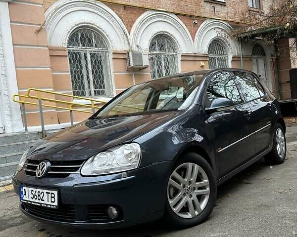 Синий Фольксваген Гольф, объемом двигателя 1.39 л и пробегом 230 тыс. км за 5500 $, фото 2 на Automoto.ua