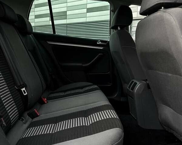 Синій Фольксваген Гольф, об'ємом двигуна 1.6 л та пробігом 190 тис. км за 6999 $, фото 29 на Automoto.ua