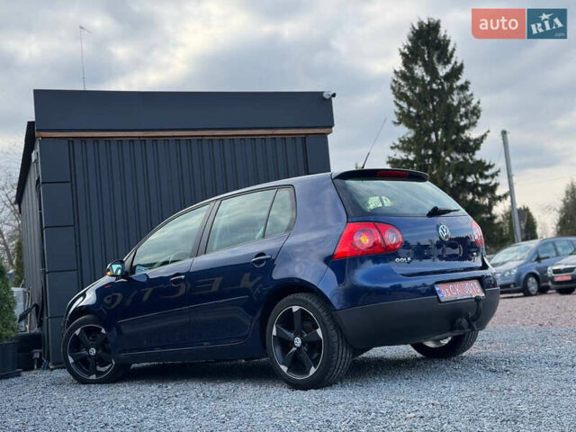 Синий Фольксваген Гольф, объемом двигателя 1.6 л и пробегом 197 тыс. км за 5777 $, фото 24 на Automoto.ua