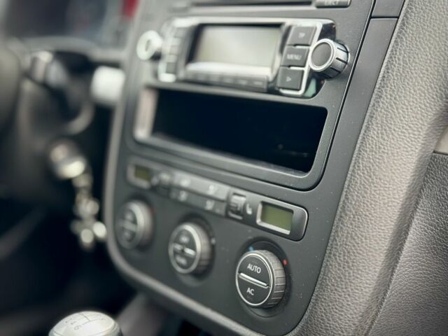 Синій Фольксваген Гольф, об'ємом двигуна 1.4 л та пробігом 140 тис. км за 5950 $, фото 11 на Automoto.ua