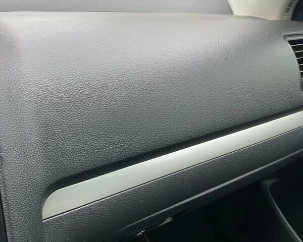 Синий Фольксваген Гольф, объемом двигателя 1.39 л и пробегом 255 тыс. км за 5700 $, фото 9 на Automoto.ua