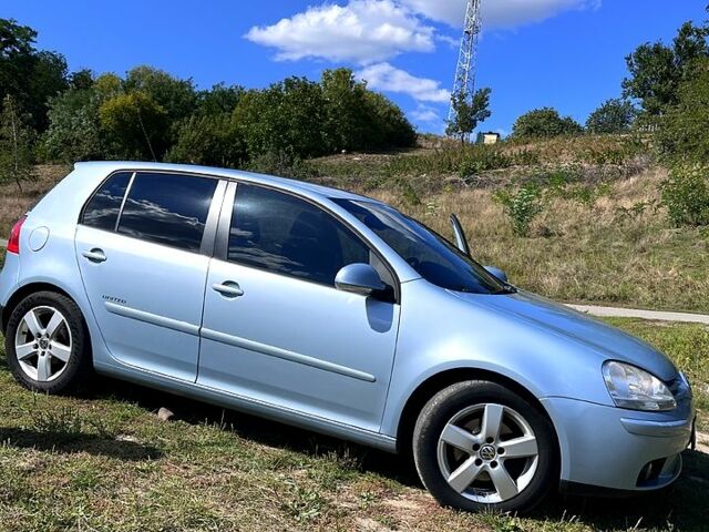 Фольксваген Гольф 2008 в Харькове на Automoto.ua Синий Фольксваген Гольф, объемом двигателя 1.4 л и пробегом 159 тыс. км за 7000 $, фото 2 на Automoto.ua