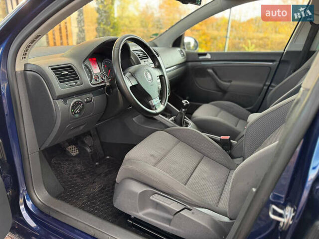 Синій Фольксваген Гольф, об'ємом двигуна 1.4 л та пробігом 175 тис. км за 6490 $, фото 64 на Automoto.ua