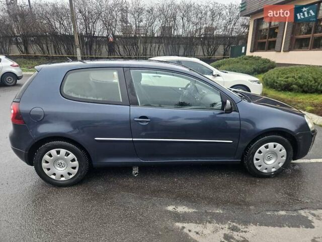Синій Фольксваген Гольф, об'ємом двигуна 1.39 л та пробігом 226 тис. км за 4800 $, фото 6 на Automoto.ua