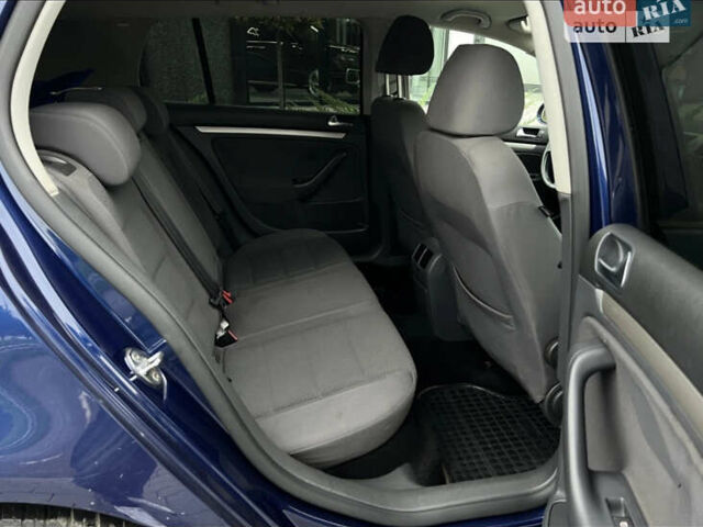 Синій Фольксваген Гольф, об'ємом двигуна 1.4 л та пробігом 260 тис. км за 5800 $, фото 2 на Automoto.ua