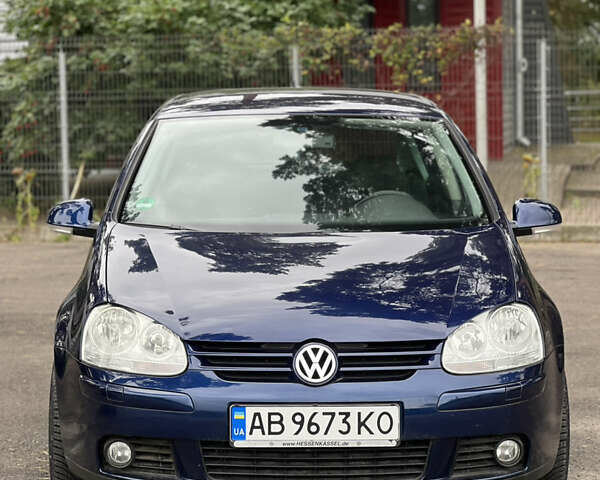 Синий Фольксваген Гольф, объемом двигателя 1.6 л и пробегом 237 тыс. км за 6700 $, фото 2 на Automoto.ua