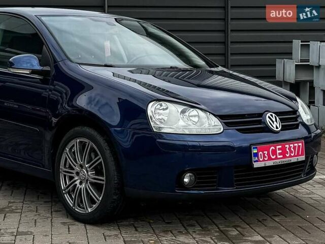 Синий Фольксваген Гольф, объемом двигателя 1.6 л и пробегом 190 тыс. км за 6900 $, фото 4 на Automoto.ua