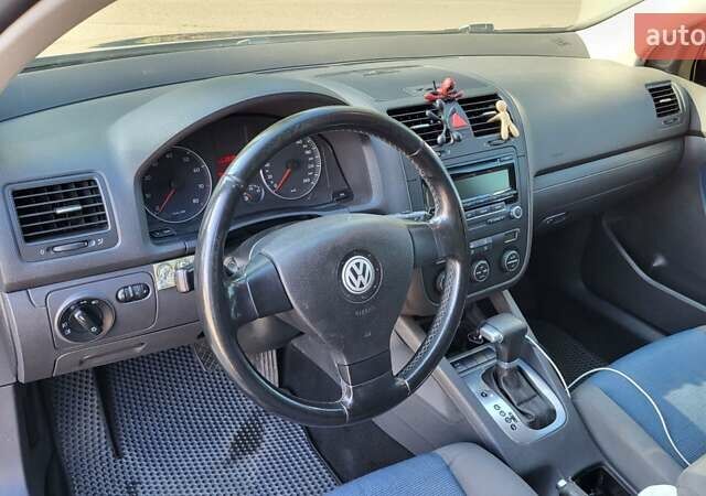 Синій Фольксваген Гольф, об'ємом двигуна 1.6 л та пробігом 330 тис. км за 6900 $, фото 16 на Automoto.ua
