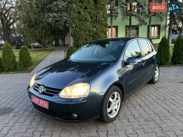 Синий Фольксваген Гольф, объемом двигателя 1.4 л и пробегом 203 тыс. км за 5700 $, фото 2 на Automoto.ua