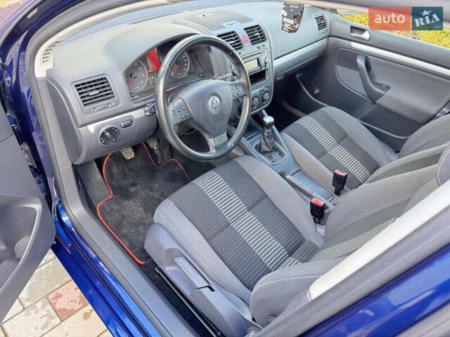 Синій Фольксваген Гольф, об'ємом двигуна 1.4 л та пробігом 196 тис. км за 6100 $, фото 10 на Automoto.ua