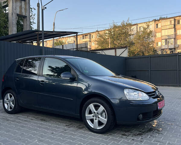 Синий Фольксваген Гольф, объемом двигателя 1.4 л и пробегом 177 тыс. км за 5500 $, фото 11 на Automoto.ua