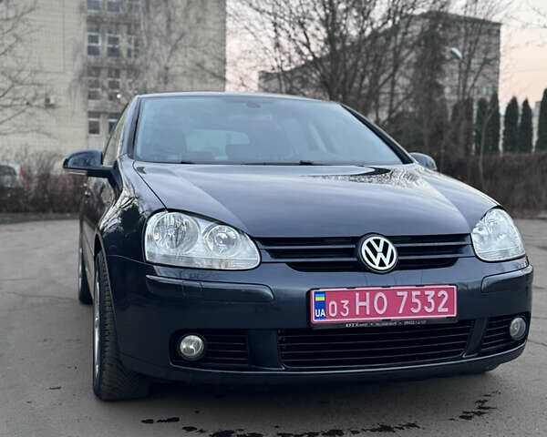 Синий Фольксваген Гольф, объемом двигателя 1.6 л и пробегом 241 тыс. км за 5850 $, фото 15 на Automoto.ua