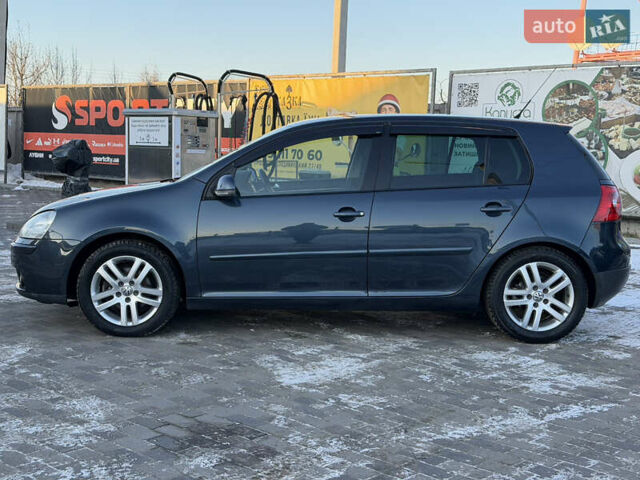 Синий Фольксваген Гольф, объемом двигателя 1.6 л и пробегом 203 тыс. км за 6650 $, фото 18 на Automoto.ua