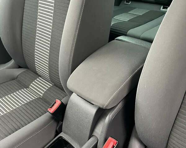 Синій Фольксваген Гольф, об'ємом двигуна 1.4 л та пробігом 214 тис. км за 5490 $, фото 31 на Automoto.ua