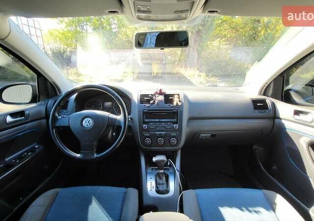 Синій Фольксваген Гольф, об'ємом двигуна 1.6 л та пробігом 330 тис. км за 6900 $, фото 23 на Automoto.ua