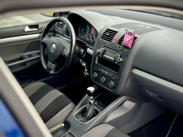 Синій Фольксваген Гольф, об'ємом двигуна 1.4 л та пробігом 140 тис. км за 5950 $, фото 9 на Automoto.ua