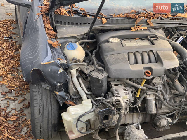 Синий Фольксваген Гольф, объемом двигателя 1.6 л и пробегом 200 тыс. км за 3000 $, фото 2 на Automoto.ua