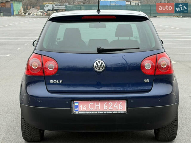 Синій Фольксваген Гольф, об'ємом двигуна 1.6 л та пробігом 174 тис. км за 7200 $, фото 8 на Automoto.ua