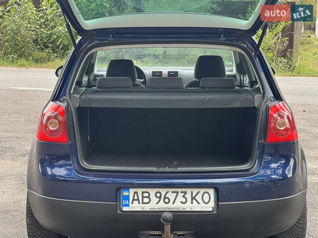 Синий Фольксваген Гольф, объемом двигателя 1.6 л и пробегом 237 тыс. км за 6700 $, фото 18 на Automoto.ua