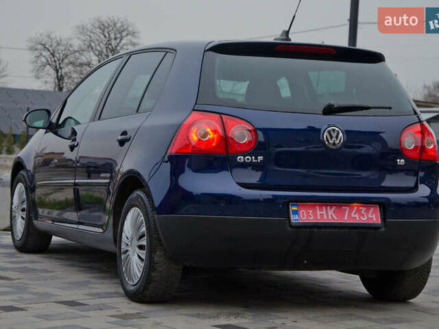 Синий Фольксваген Гольф, объемом двигателя 1.6 л и пробегом 252 тыс. км за 6199 $, фото 17 на Automoto.ua