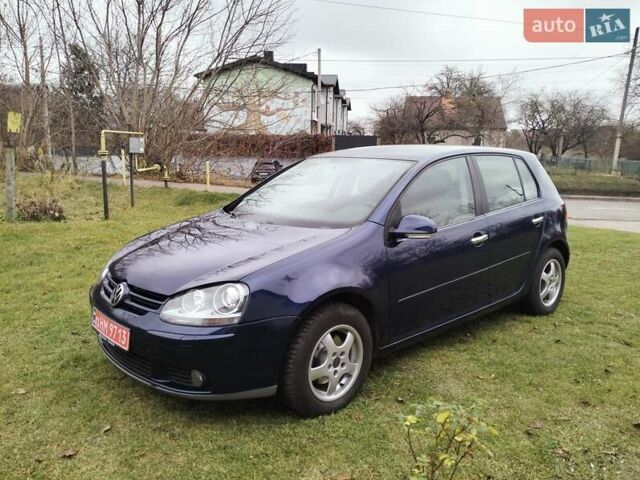 Синий Фольксваген Гольф, объемом двигателя 1.6 л и пробегом 231 тыс. км за 5700 $, фото 2 на Automoto.ua