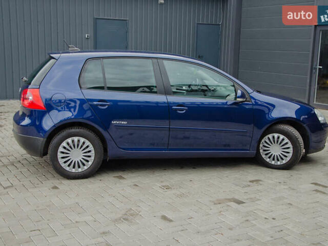 Синій Фольксваген Гольф, об'ємом двигуна 1.6 л та пробігом 252 тис. км за 6250 $, фото 11 на Automoto.ua