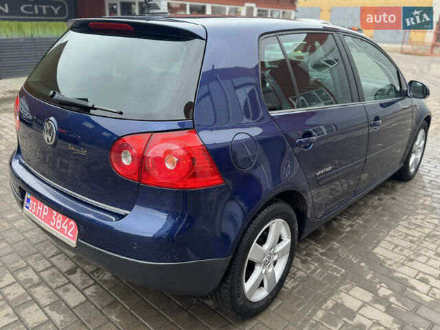 Синий Фольксваген Гольф, объемом двигателя 1.4 л и пробегом 233 тыс. км за 7299 $, фото 6 на Automoto.ua