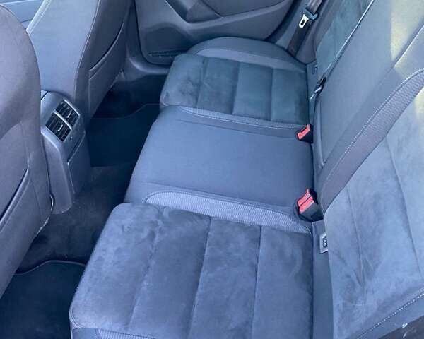 Синій Фольксваген Гольф, об'ємом двигуна 1.4 л та пробігом 156 тис. км за 9400 $, фото 14 на Automoto.ua