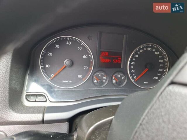 Синий Фольксваген Гольф, объемом двигателя 1.6 л и пробегом 197 тыс. км за 6800 $, фото 1 на Automoto.ua