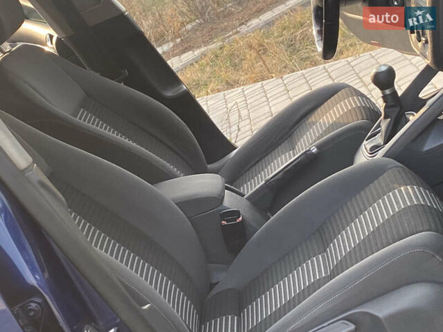 Синій Фольксваген Гольф, об'ємом двигуна 1.4 л та пробігом 186 тис. км за 5499 $, фото 30 на Automoto.ua