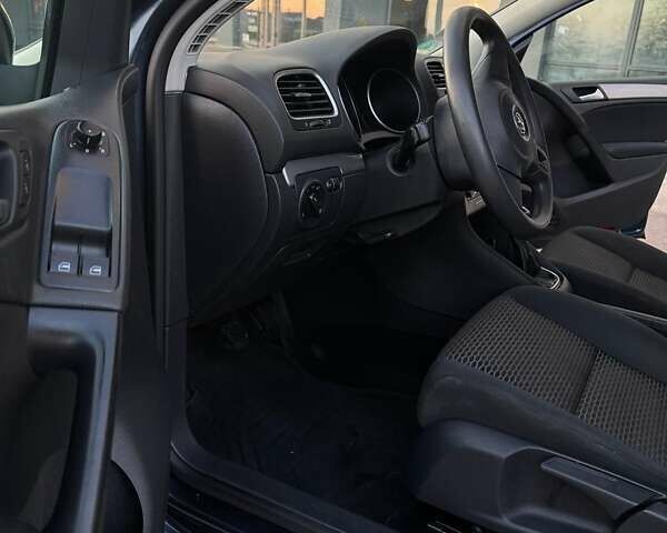 Синій Фольксваген Гольф, об'ємом двигуна 1.4 л та пробігом 217 тис. км за 7850 $, фото 4 на Automoto.ua