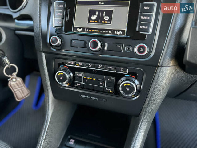 Синій Фольксваген Гольф, об'ємом двигуна 2 л та пробігом 339 тис. км за 6950 $, фото 26 на Automoto.ua