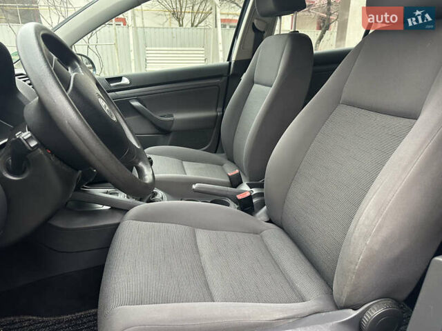 Синій Фольксваген Гольф, об'ємом двигуна 1.4 л та пробігом 180 тис. км за 5450 $, фото 6 на Automoto.ua