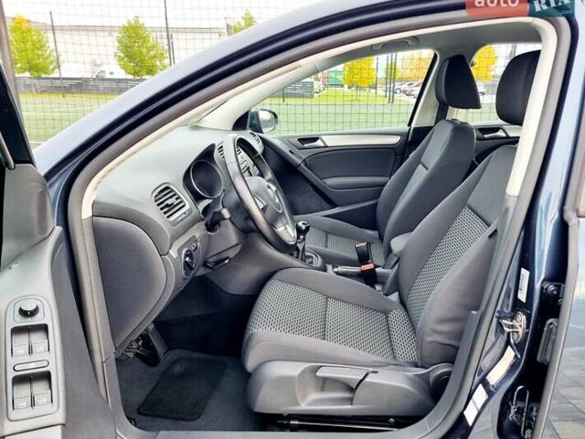 Синий Фольксваген Гольф, объемом двигателя 1.39 л и пробегом 84 тыс. км за 9500 $, фото 7 на Automoto.ua