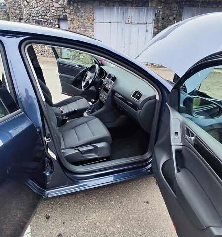 Синий Фольксваген Гольф, объемом двигателя 1.39 л и пробегом 202 тыс. км за 7950 $, фото 20 на Automoto.ua