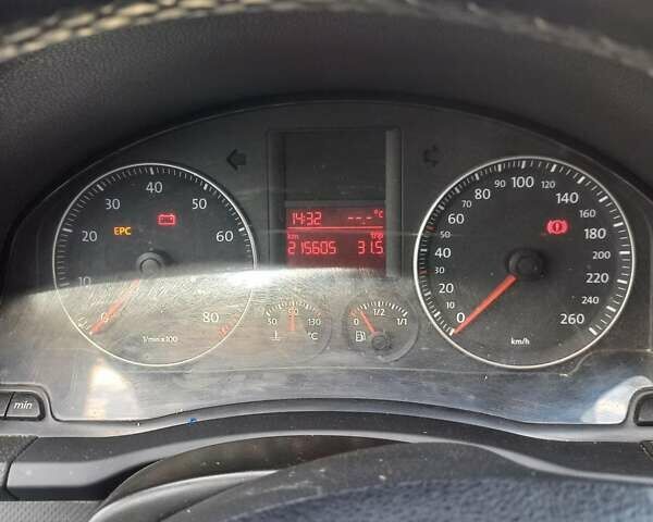 Синий Фольксваген Гольф, объемом двигателя 1.6 л и пробегом 223 тыс. км за 6000 $, фото 3 на Automoto.ua