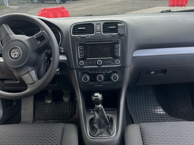 Синий Фольксваген Гольф, объемом двигателя 1.4 л и пробегом 200 тыс. км за 7400 $, фото 16 на Automoto.ua