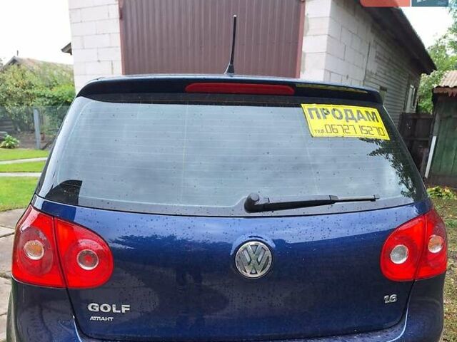 Синий Фольксваген Гольф, объемом двигателя 1.6 л и пробегом 197 тыс. км за 6800 $, фото 11 на Automoto.ua
