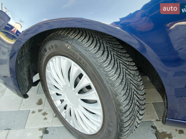 Синій Фольксваген Гольф, об'ємом двигуна 1.6 л та пробігом 252 тис. км за 6250 $, фото 27 на Automoto.ua