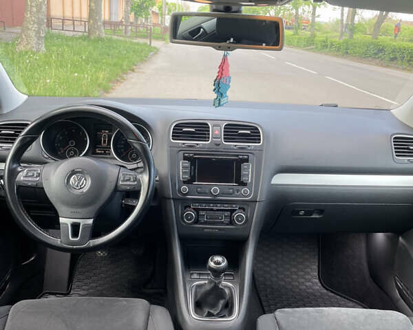 Синий Фольксваген Гольф, объемом двигателя 1.39 л и пробегом 210 тыс. км за 7800 $, фото 16 на Automoto.ua