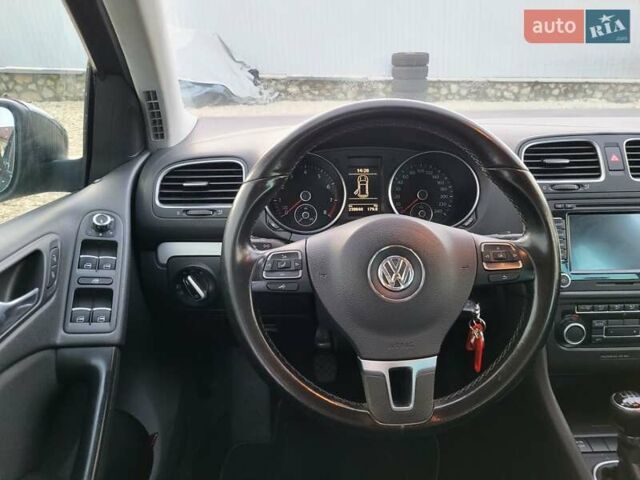 Синий Фольксваген Гольф, объемом двигателя 1.39 л и пробегом 238 тыс. км за 6900 $, фото 13 на Automoto.ua