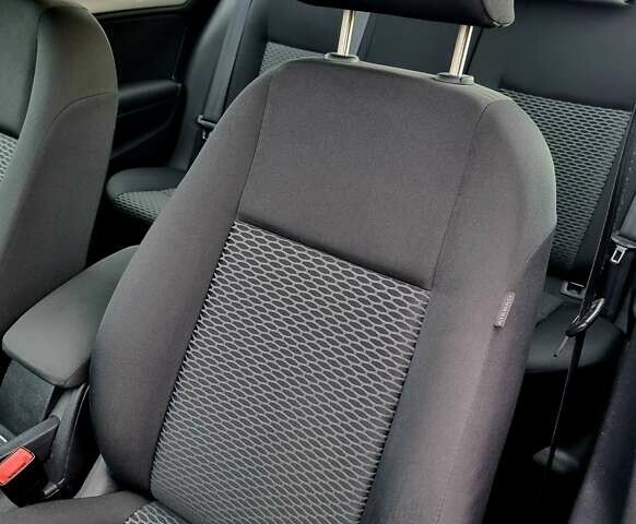 Синий Фольксваген Гольф, объемом двигателя 1.39 л и пробегом 84 тыс. км за 9500 $, фото 71 на Automoto.ua