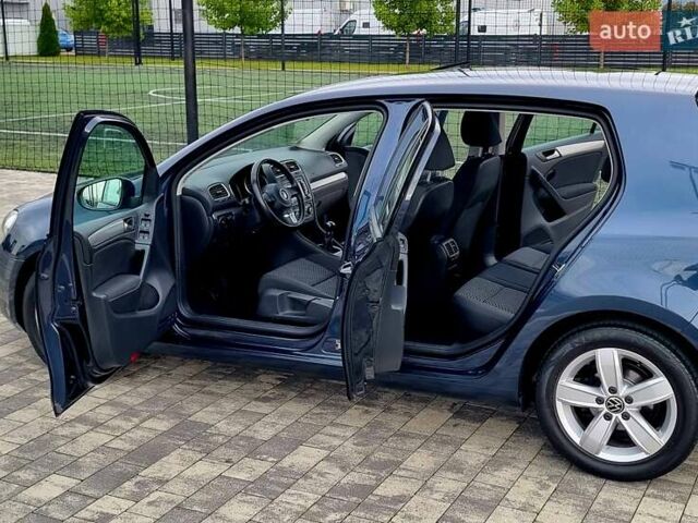 Синий Фольксваген Гольф, объемом двигателя 1.39 л и пробегом 84 тыс. км за 9500 $, фото 29 на Automoto.ua