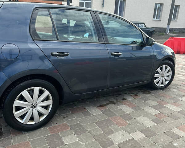 Синий Фольксваген Гольф, объемом двигателя 1.4 л и пробегом 200 тыс. км за 7400 $, фото 10 на Automoto.ua