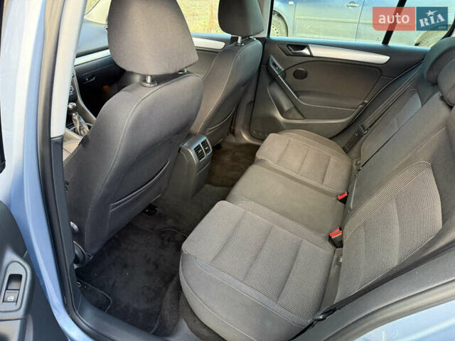 Синий Фольксваген Гольф, объемом двигателя 1.39 л и пробегом 208 тыс. км за 7500 $, фото 17 на Automoto.ua