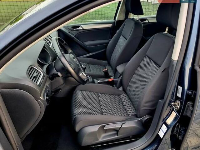 Синий Фольксваген Гольф, объемом двигателя 1.39 л и пробегом 84 тыс. км за 9500 $, фото 72 на Automoto.ua