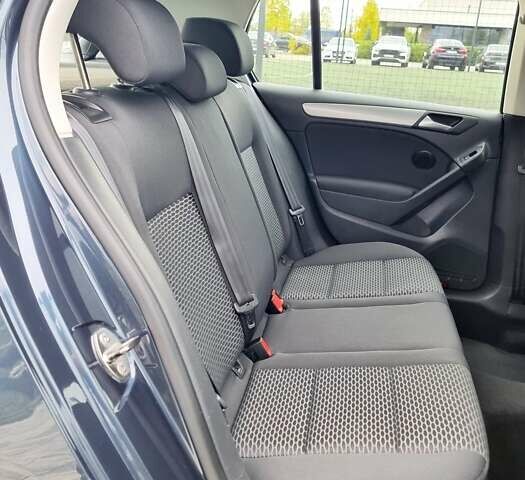 Синий Фольксваген Гольф, объемом двигателя 1.39 л и пробегом 84 тыс. км за 9500 $, фото 91 на Automoto.ua