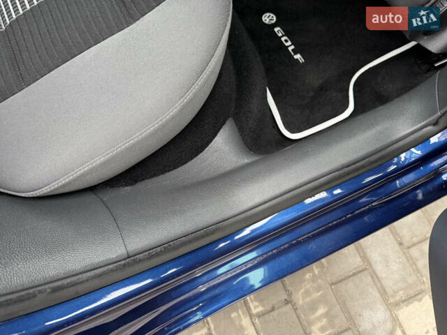 Синий Фольксваген Гольф, объемом двигателя 1.4 л и пробегом 233 тыс. км за 7299 $, фото 47 на Automoto.ua