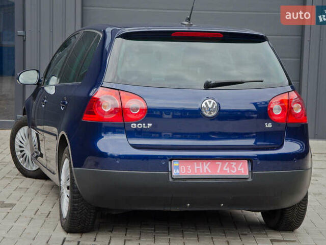 Синій Фольксваген Гольф, об'ємом двигуна 1.6 л та пробігом 252 тис. км за 6250 $, фото 18 на Automoto.ua
